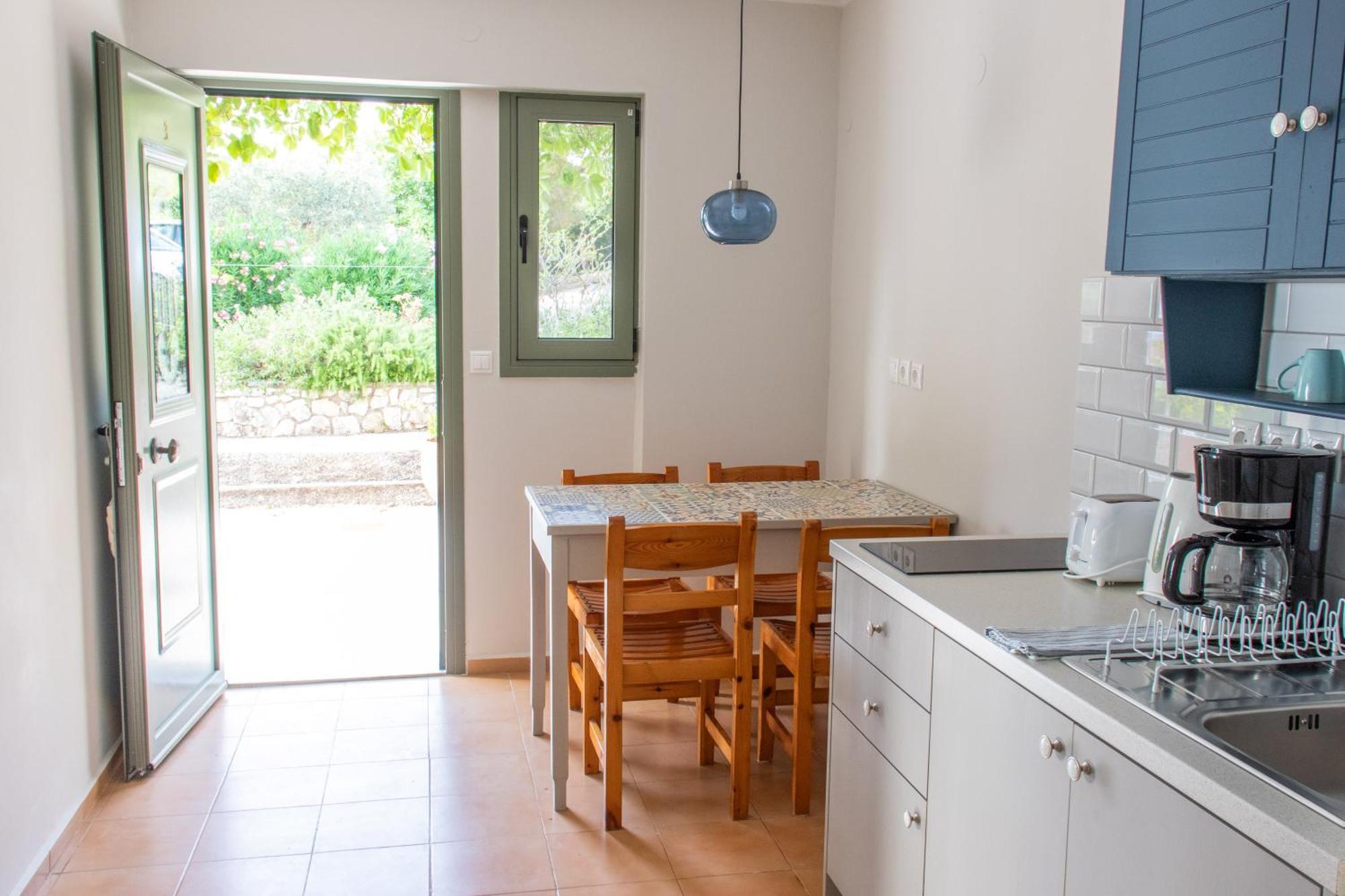 Despina Studios And Apartments Lassi  Bagian luar foto